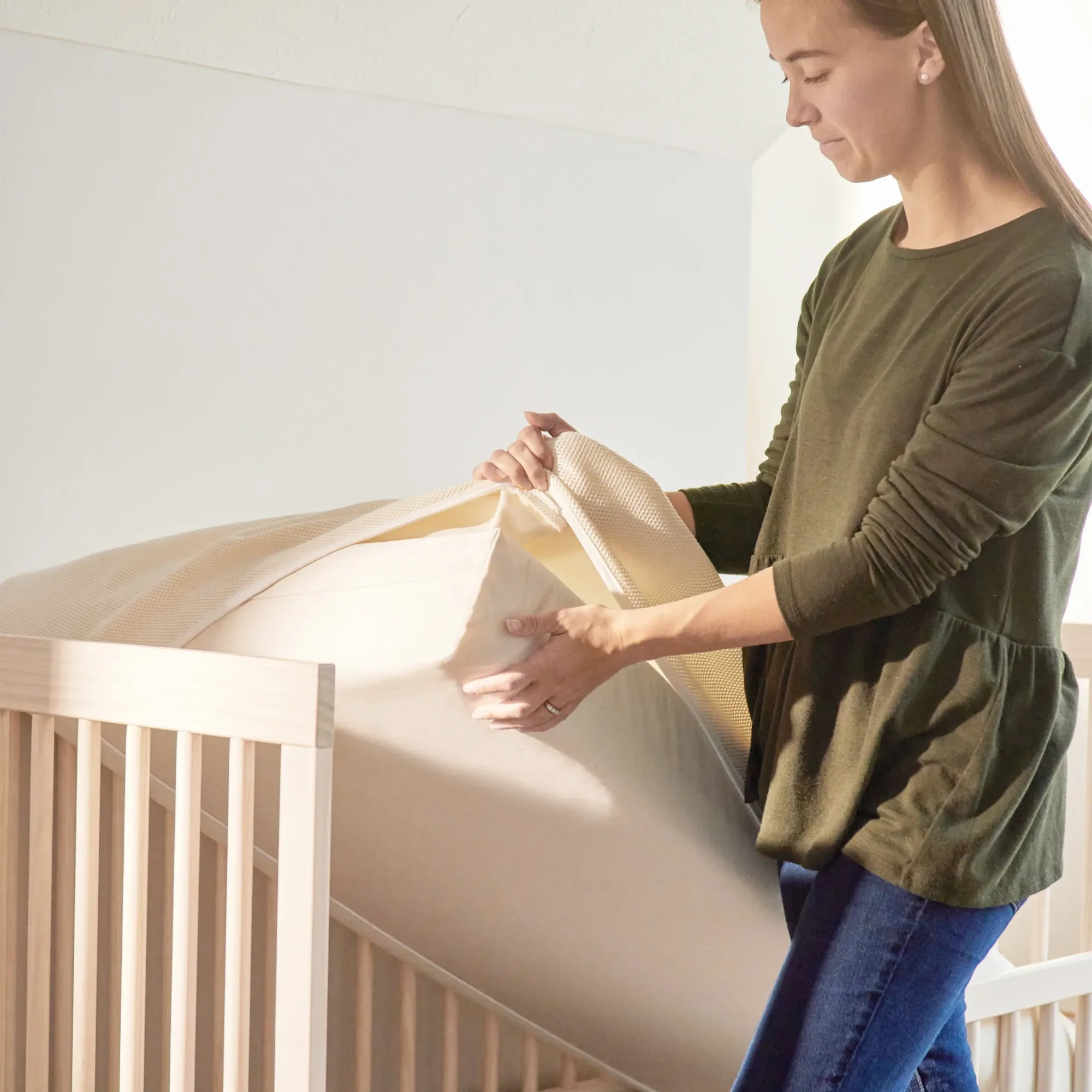 GOTS Organic Breathable Crib Mattress Cover